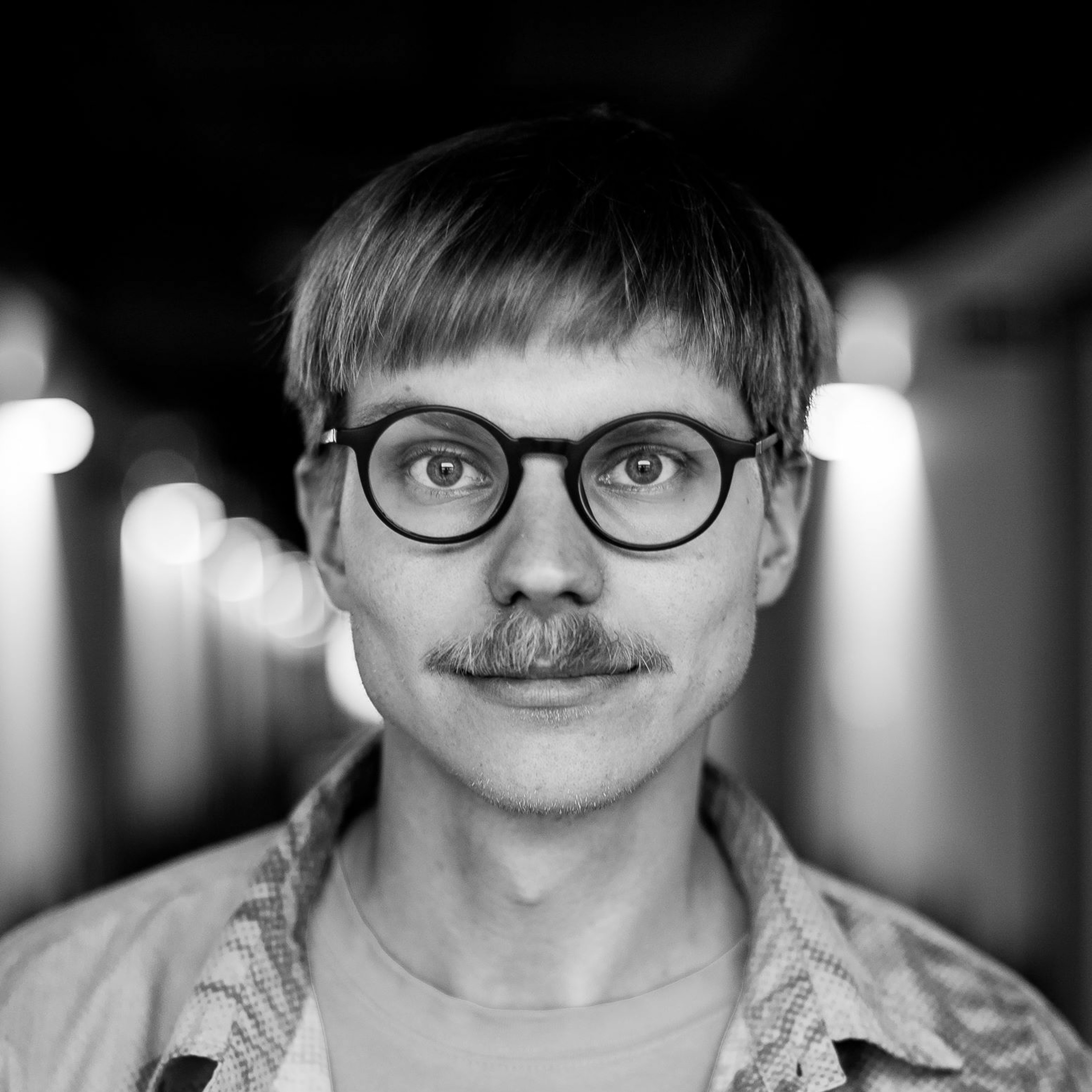 #14 Сергей Романенко — директор отеля из Батуми episode artwork