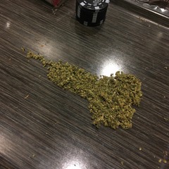 o beat é roubado mas como tava bebada não sei o link