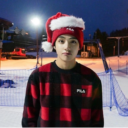 Stream Flower face Jupiter ☃️ to my dear BTS V by wejdennn Listen