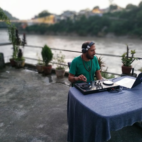 Roey Kedmi (Ganga River - India - SunSet)26.8.19
