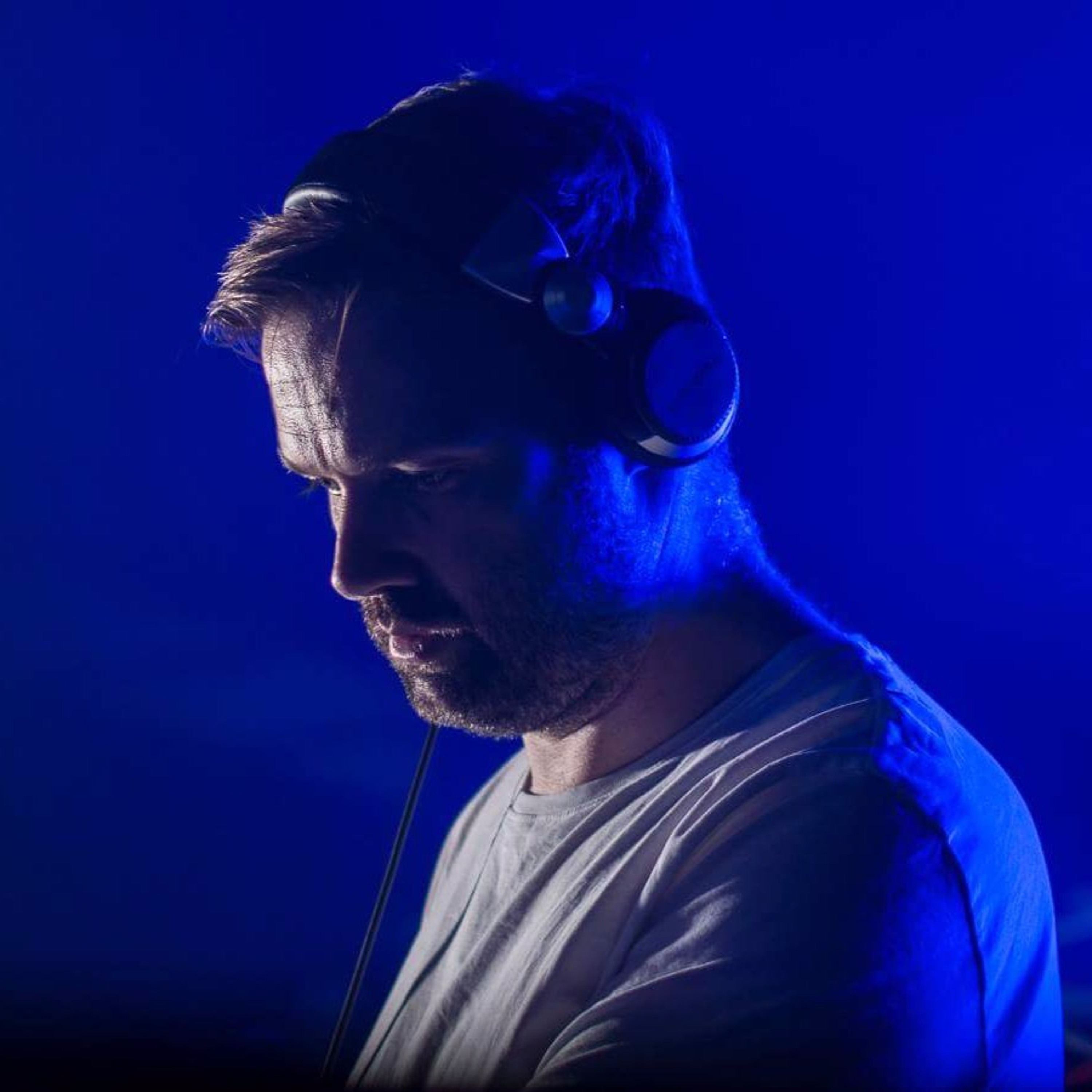 Paul Thomas presents UV Radio