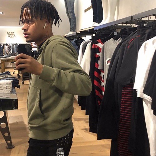 (@summrsxo) Summrs! - RNS (prod Eddiegianni & Thrillboy)