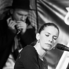 Dorota Nvotová - Volá