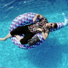 Tauz - 1 ano de férias