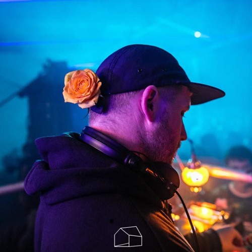 Aidan Doherty recorded live from  Warm Up somewhere / sometime in 2019.