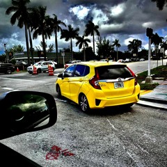 Honda Fit (ft D'Papi ,YvngDomo, AquaticCarlie and Azookah)