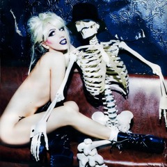 Lady Gaga and Rammstein mashup remix - Bloody Mary and Mein Herz Brennt