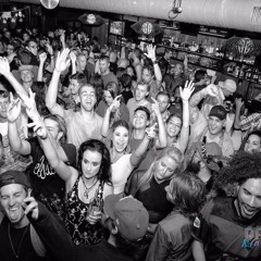 Loosing Control - House ReEdit - Sandfrost