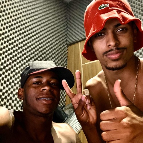 MC JL O UNICO - ELA QUE FUMA DO MEU BALÃO (( DJ BIEL DO FURDUNCINHO )) HIT