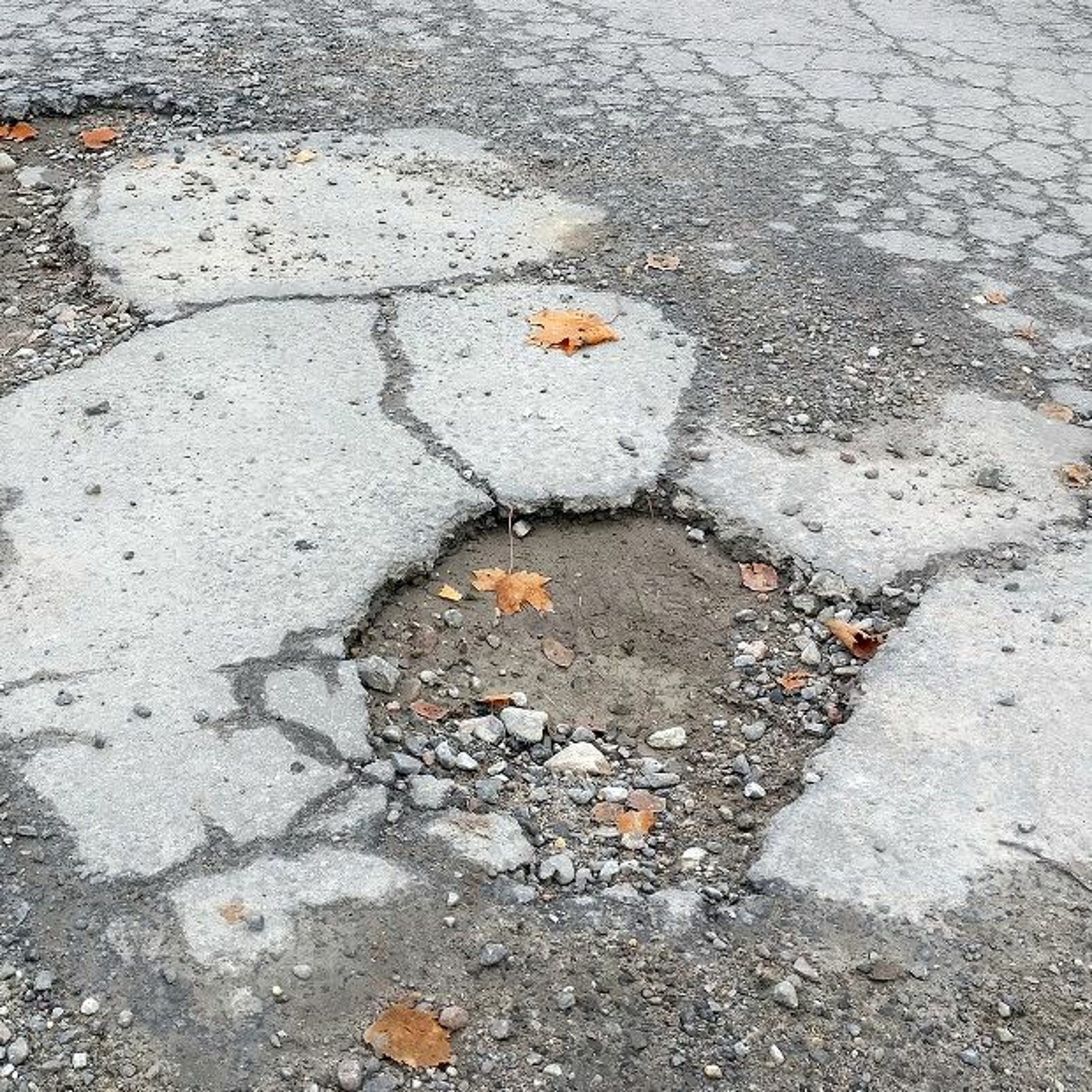AI’s Mild Ride: RoadBotics Puts AI on Pothole Patrol - Ep. 107