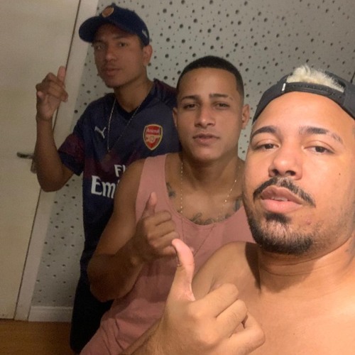 MC NAEL E TINALDO - E COM A XOTA NO PAU [ DJ JEAN DU PCB ]