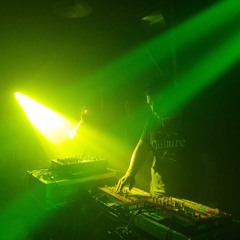 140 Beats Zerstampfung Mit Der ESX