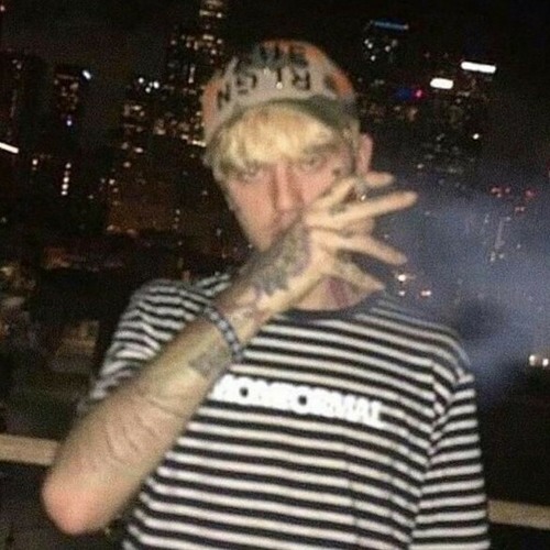 Stream Lil peep X Horse Head Getting Money Still Sad Too by tomas.esc