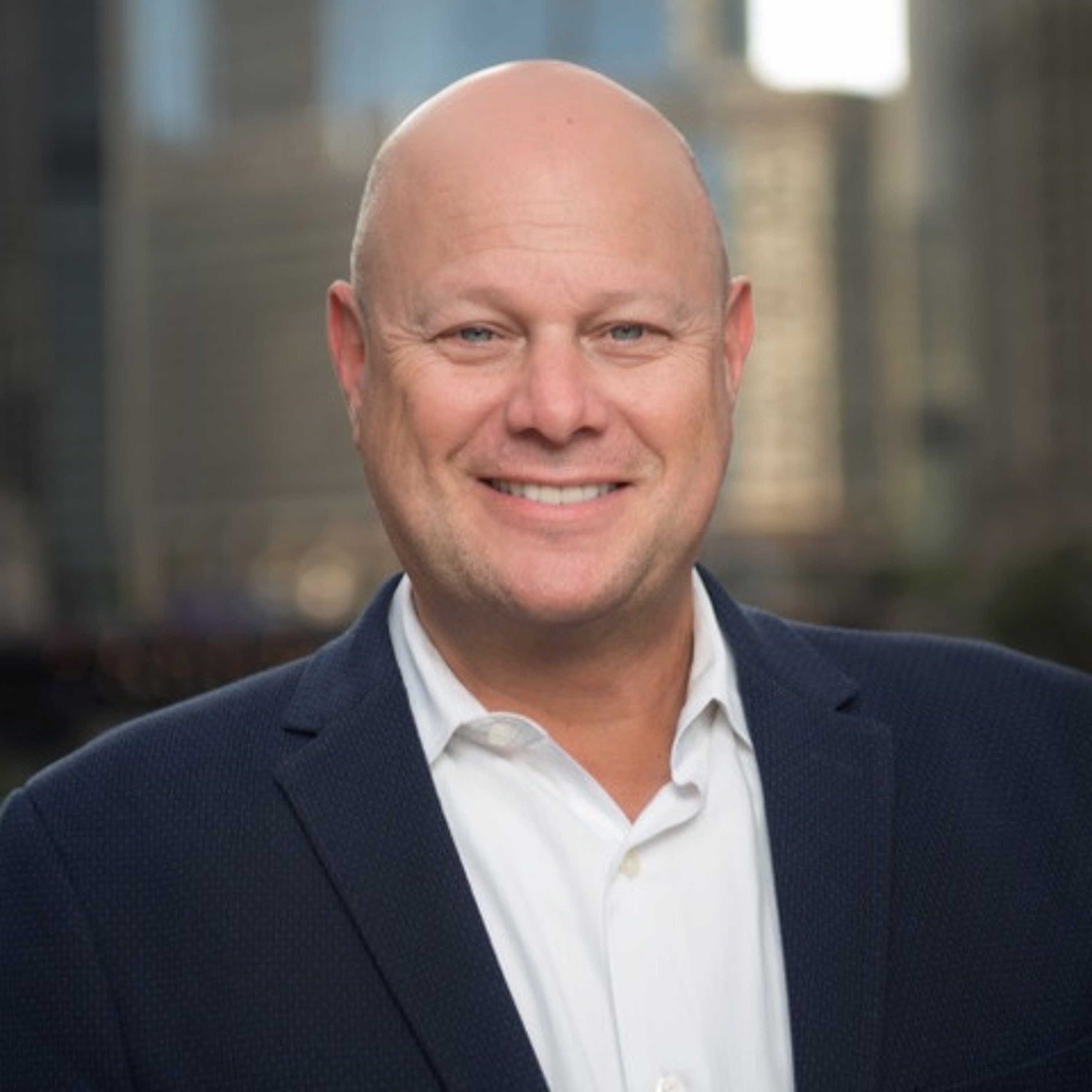 EPISODE 102: DOUG LEVY, PRESIDENT, UNIVISION TELEVISION & RADIO, CHICAGO