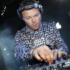 Pete Tong - Essential Mix - Live at Pacha Ibiza - 2006-08-12