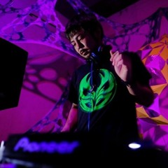 POO-CHII | Looney Moon Showcase Vol.49 | 08/01/2020