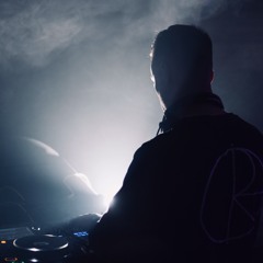 House & Garage - Mix 001 (Featuring Solardo, The Martinez Brothers, Mind Of A Dragon, Higgo & More)