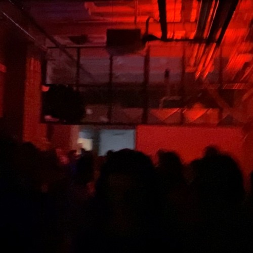 GLSTR b2b MAX HELD @ Ampere 200117