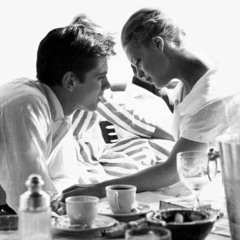 نعم سرى طيف من اهوى.. فأرّقني