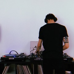 PODCASTS & MIXES