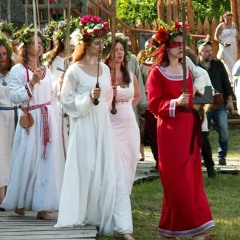 Piotr Grochowski - Kim są i w co wierzą rodzimowiercy?