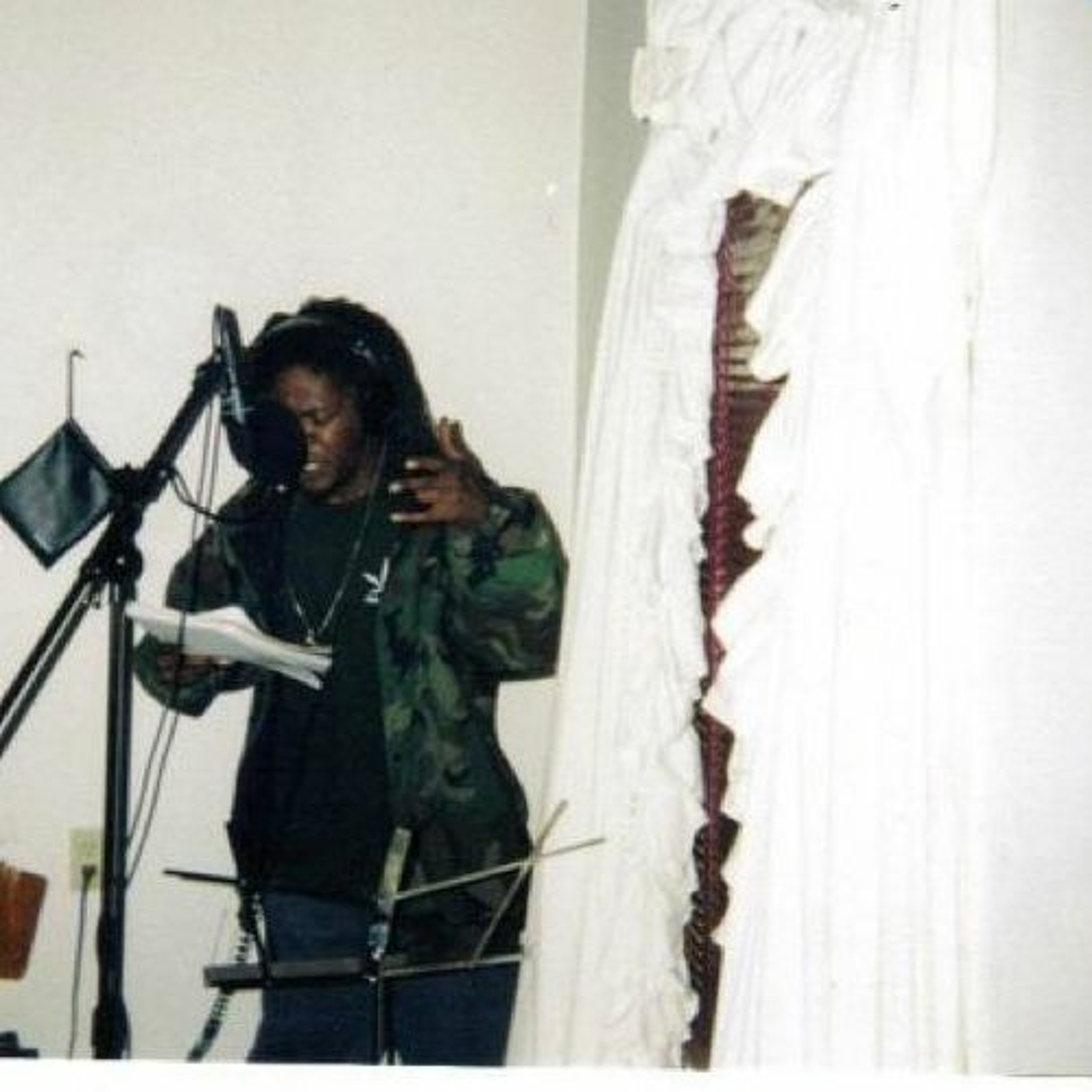 Gully Mon Records