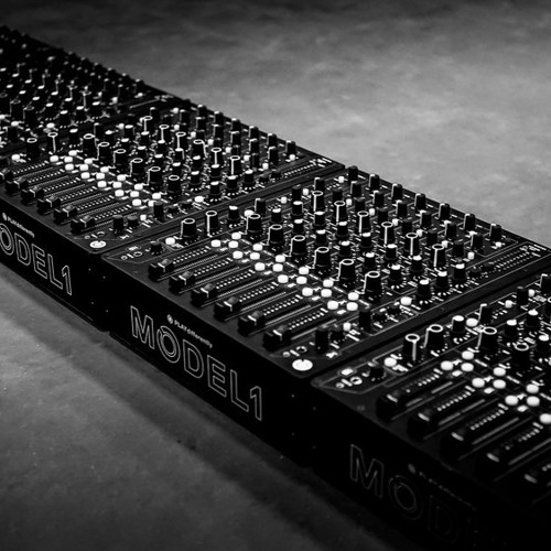 Richie Hawtin - MODEL 1 - PLAYdifferently - FOLD - 19.10.19