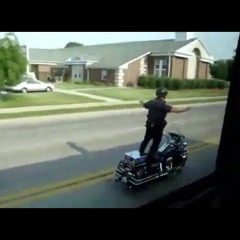 Feeling U Feeling Me (808bully upcycling)