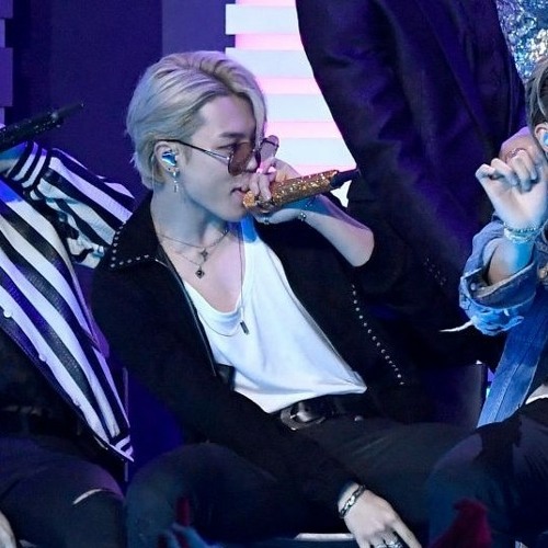 BTS Old Town Road (Grammy 20200127).mp3 by blue ice