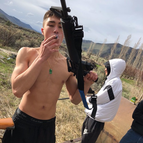 RUN UP (SammyStones x Zipperhead)