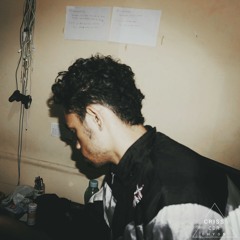 RAIM LAODE - SUASANA RUMAH  ( OFFICIAL MUSIC VIDEO ).m4a