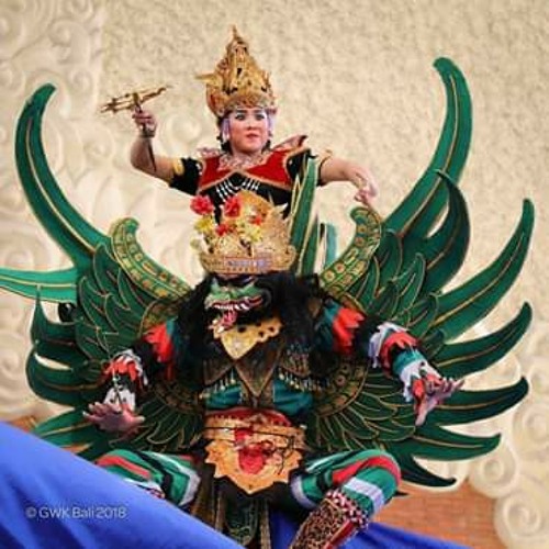 Tari Garuda Wisnu kencana