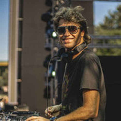 Hernan Cattaneo Sunsetstrip Home Edition 04 04 2020 Tracklist By K K