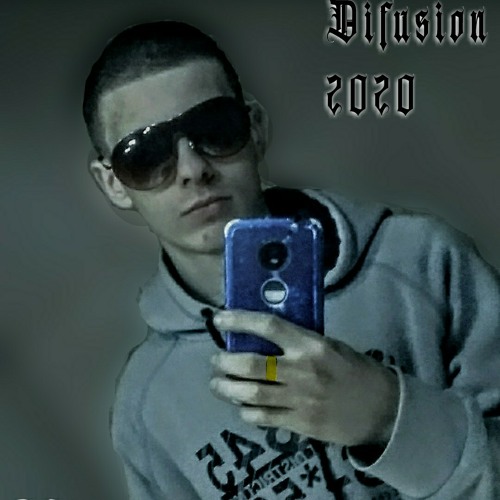 A las 4 ella me llama