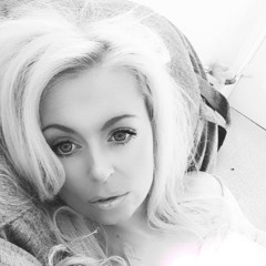 RadioheadCreep acoustic feat Alan Mundie