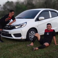 DJ kupuja puja VS DJ Genting Speasial request abangku [Naseb mujur] di km25 Desa Mainan DJ Ilham Hardwell.mp3