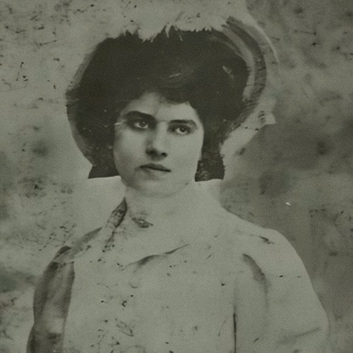 من مي زيادة إلى جبران خليل