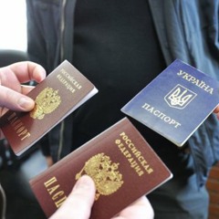 Під час реінтеграції окупованого Донбасу українцям з російськими паспортами доведеться робити вибір — Костін