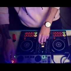 The·Way·You·Hold·Me