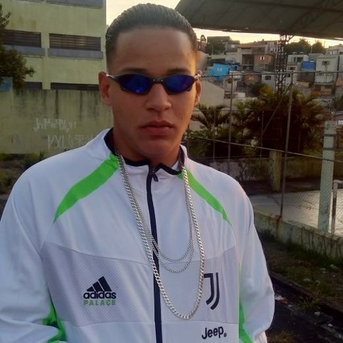 MTG PODEROSO CHEFÃO - DJ K & DJ LFT