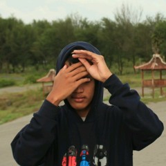 Titipane gusti cover derradru