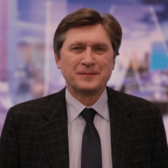 Дехто демонізує Єрмака, але насправді більшість керівників АП намагалися монополізувати вплив на президента — Фесенко