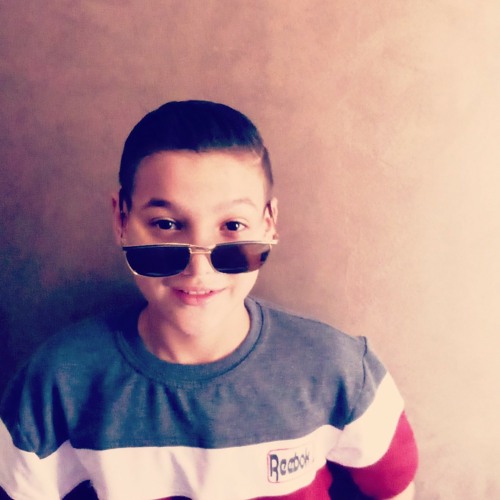 علي كل لون شفتك يا دنيا