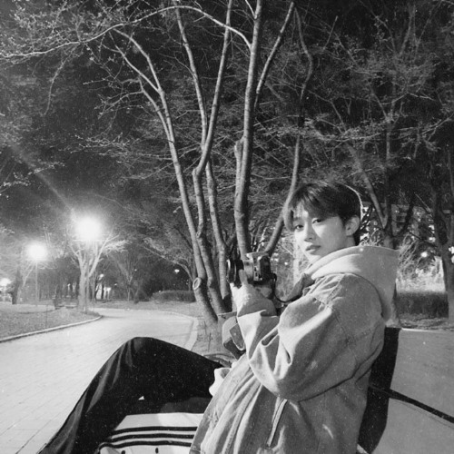 D (Half Moon) Cover Song by Hong Joochan of Golden Child