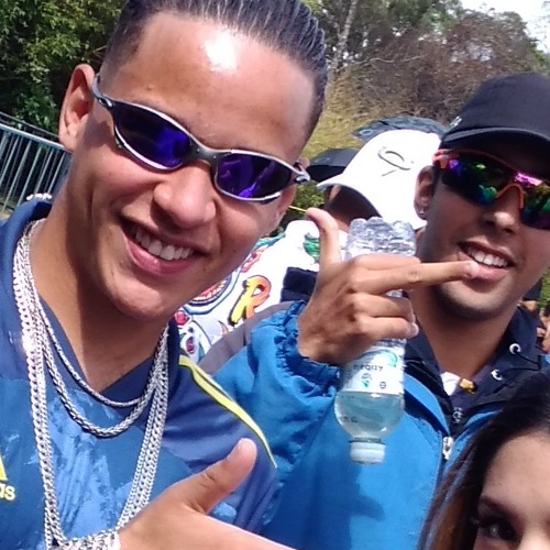 É NO BECO DA VIELA QUE EU COMO SUA XANINHA ( DJ Pablo Rb)