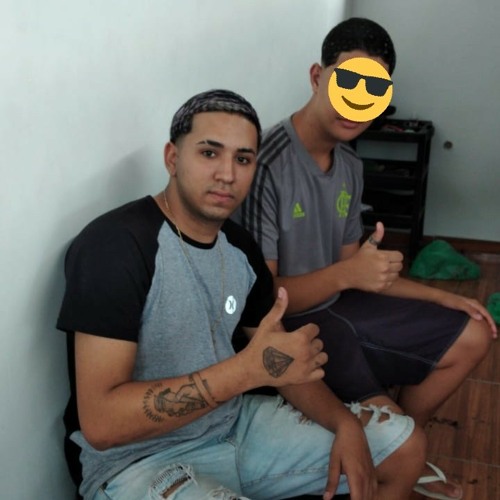 MC JHEJHE E MC WESLLEY__OLHA PRO MEU AK