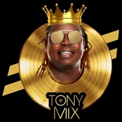Tony mix nou manjel nan men yo.