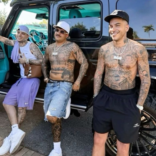 m'manc X come se non fossi nei guai