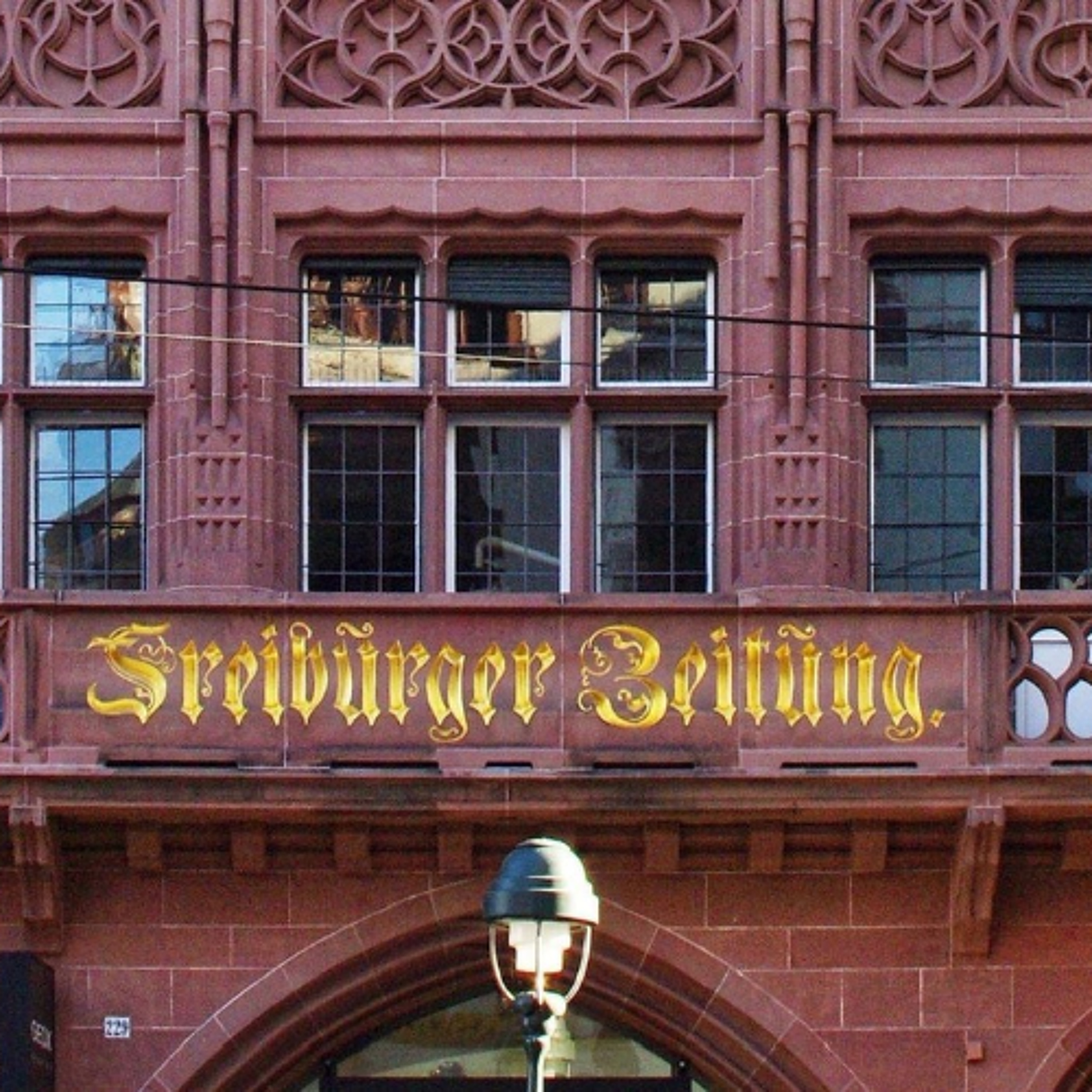 Die Restitution ist nicht abgeschlossen - Postkoloniale Spurensuche in Freiburg episode artwork