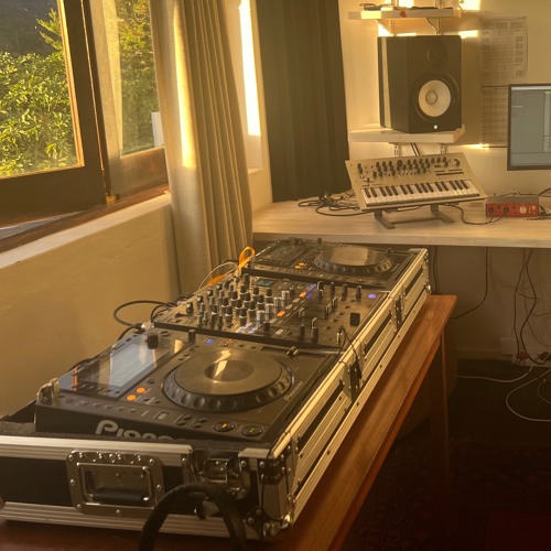 Studio sessions 1 - release days